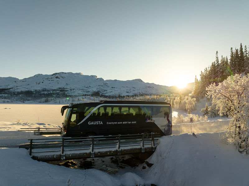 Gausta Shuttle Service Buss Transport Vinter Yngve Ask Liten8