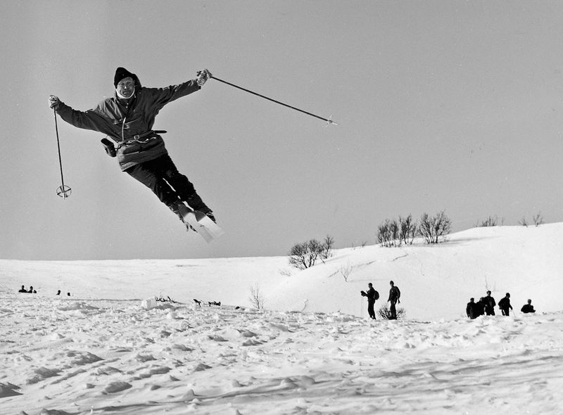 Kirk Douglas Olav Svartdal Stunt historie 