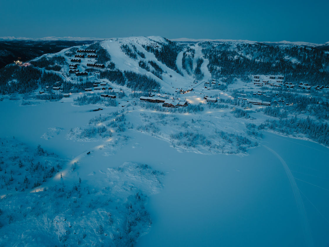 Gaustablikkk Fjellresort Gausta Skisenter Drone Vinter Yngve Ask Kveld Stemning4
