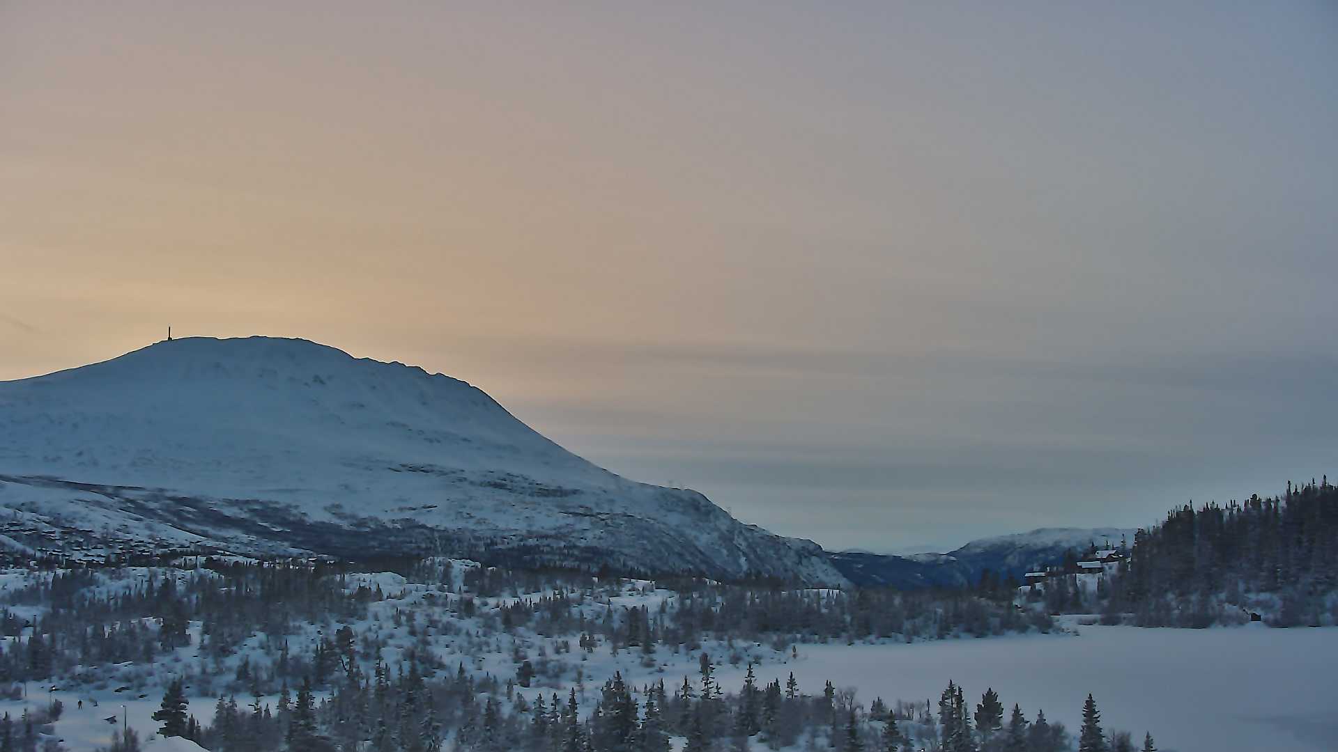 Gaustablikk Fjellresort towards Gaustatoppen